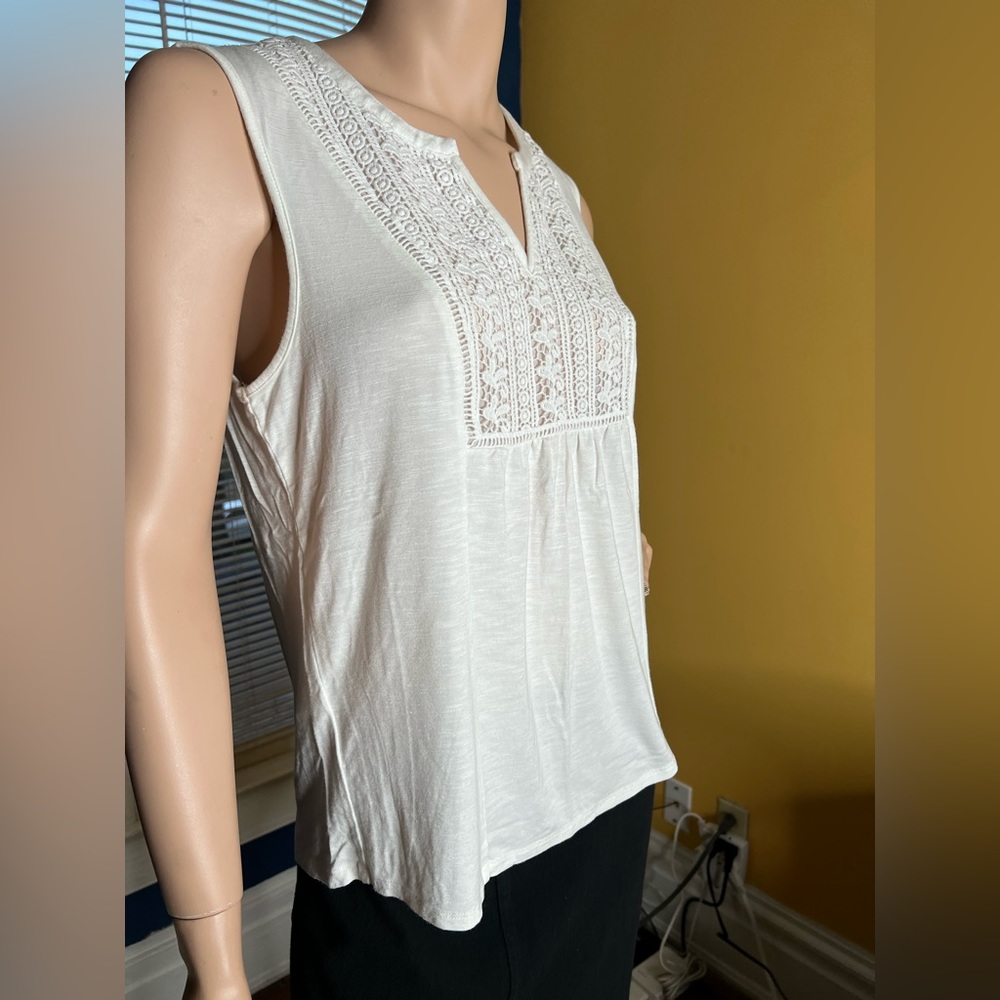 Cream Daniel Rainn Sleeveless Blouse